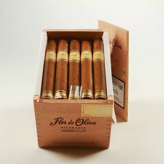 oliva_flor_de_oliva_connecticut_torpedo_02 oliva_flor_de_oliva_connecticut_torpedo_02